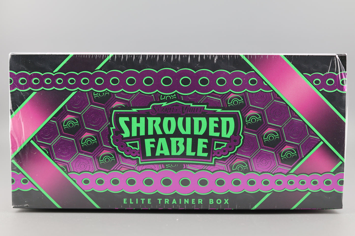 Shrouded Fable Elite Trainer Box (Scarlet and Violet) (Styles May Vary)